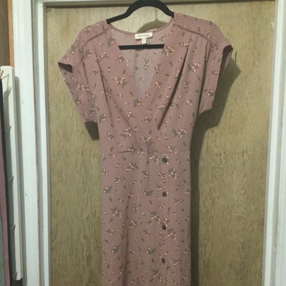 Monteau dusty pink floral midi dress has belt of the same fabric size large